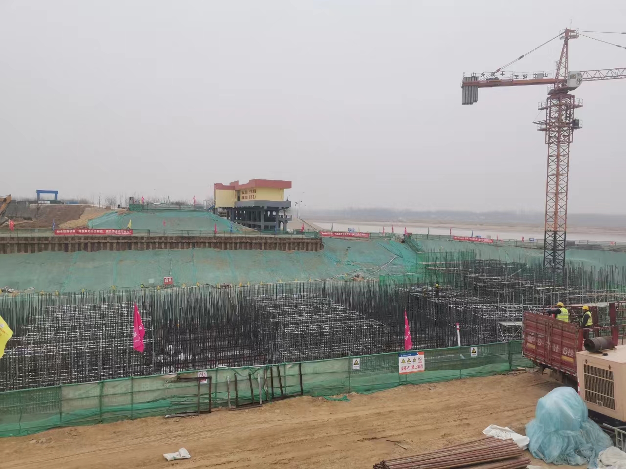 陶城鋪閘改建工程項(xiàng)目“跑出加速度”(圖2)